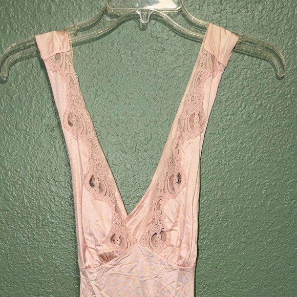 Vintage Elegant Lace Evening Gown slip dress - Picture 4 of 10